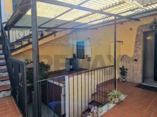 3-room flat via Gian Battista alfano 3, Sanità, Naples