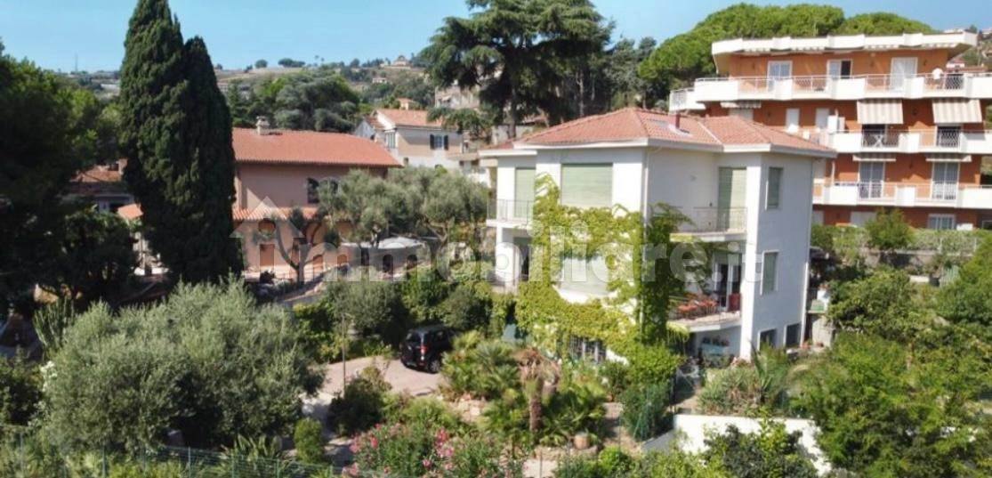 Appartamento in vendita a Sanremo