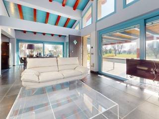 Salone