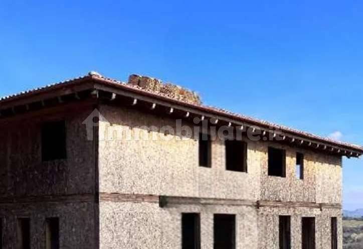 Palazzo - Stabile in vendita a Civitella San Paolo