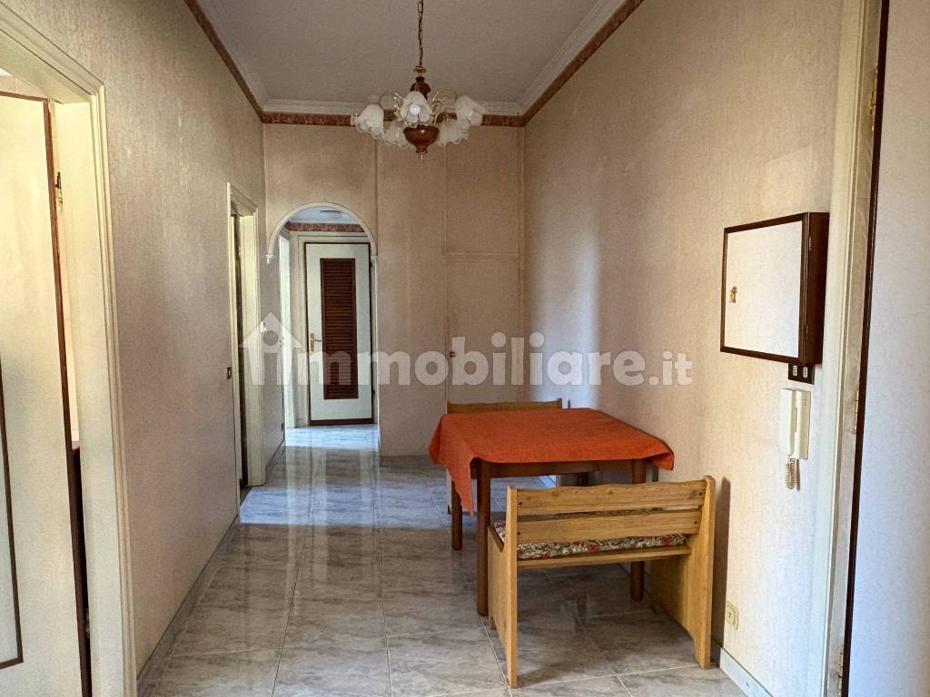 Affitto Appartamento Genova Quadrilocale In Via Marina Di Robilant affitto-appartamento-genova-quadrilocale-in-via-marina-di-robilant