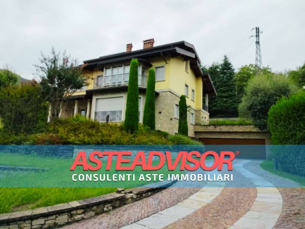 Villa in vendita a Casazza