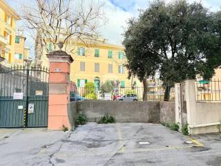Multi-family villa via ravaschio 73, Sestri Ponente, Genoa
