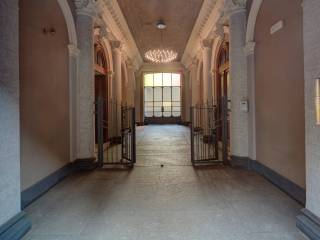 4-room flat corso Palestro 10, Quadrilatero Romano, Turin