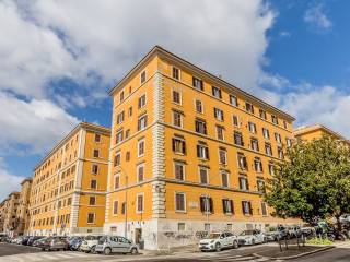3-room flat via Orvieto 25, San Giovanni, Rome