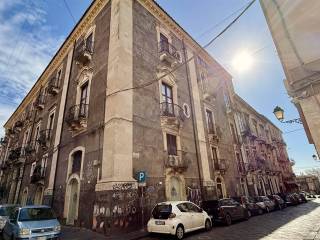 2-room flat via pulvirenti  10, Centro Storico, Catania