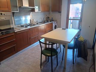 2-room flat via Louis Pasteur, Borgo Roma, Verona