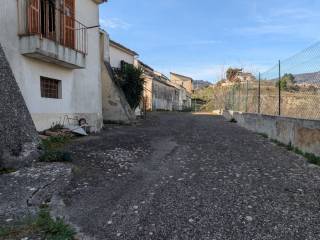 Zona