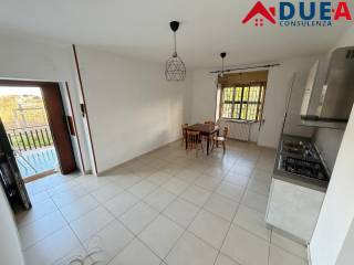 3-room flat via Nuova Toscanella, Chiaiano, Naples