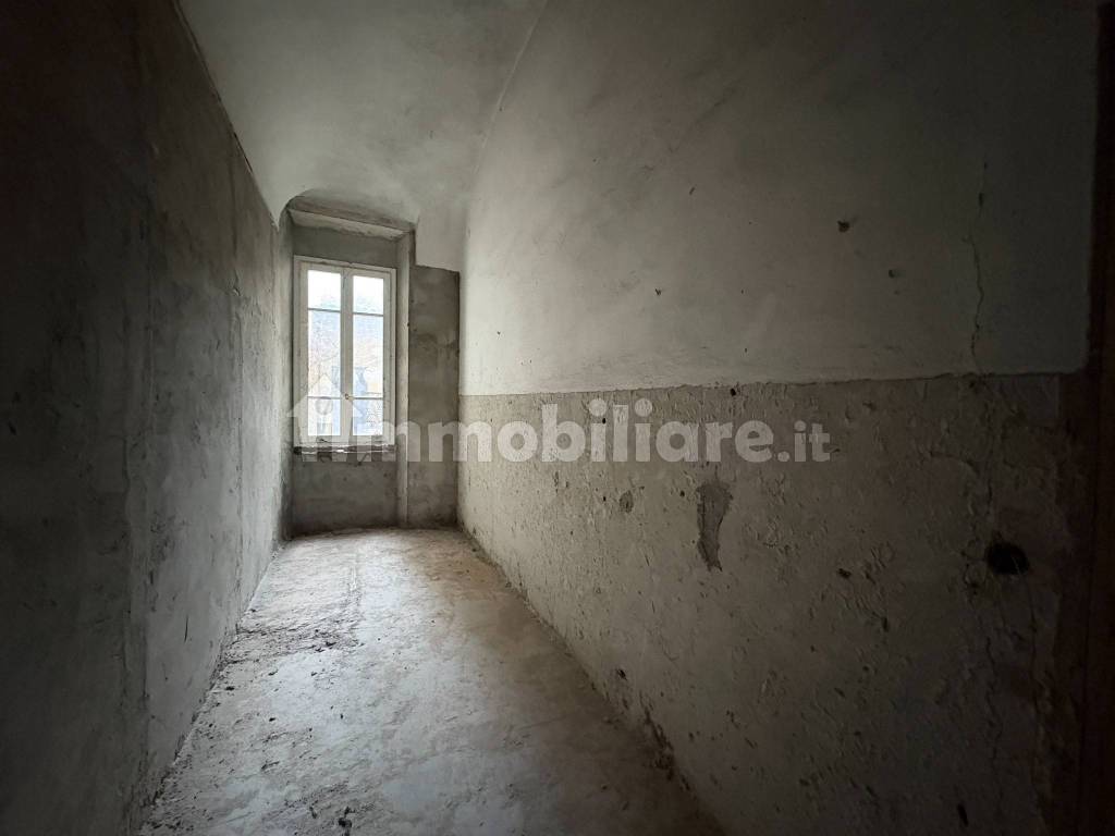 Stanza non arredata