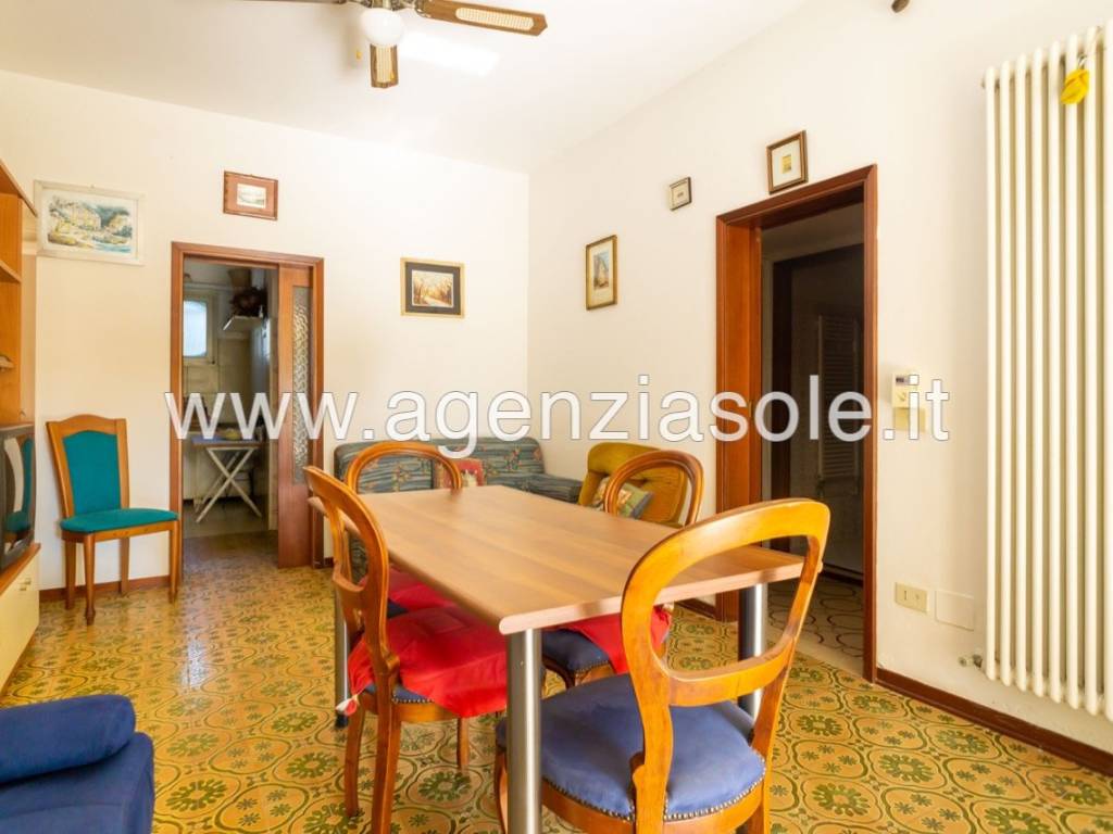 Salone
