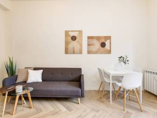 2-room flat via Caulonia 8, San Giovanni, Rome