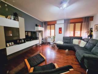 4-room flat via Locchi, Ponte Crencano, Verona