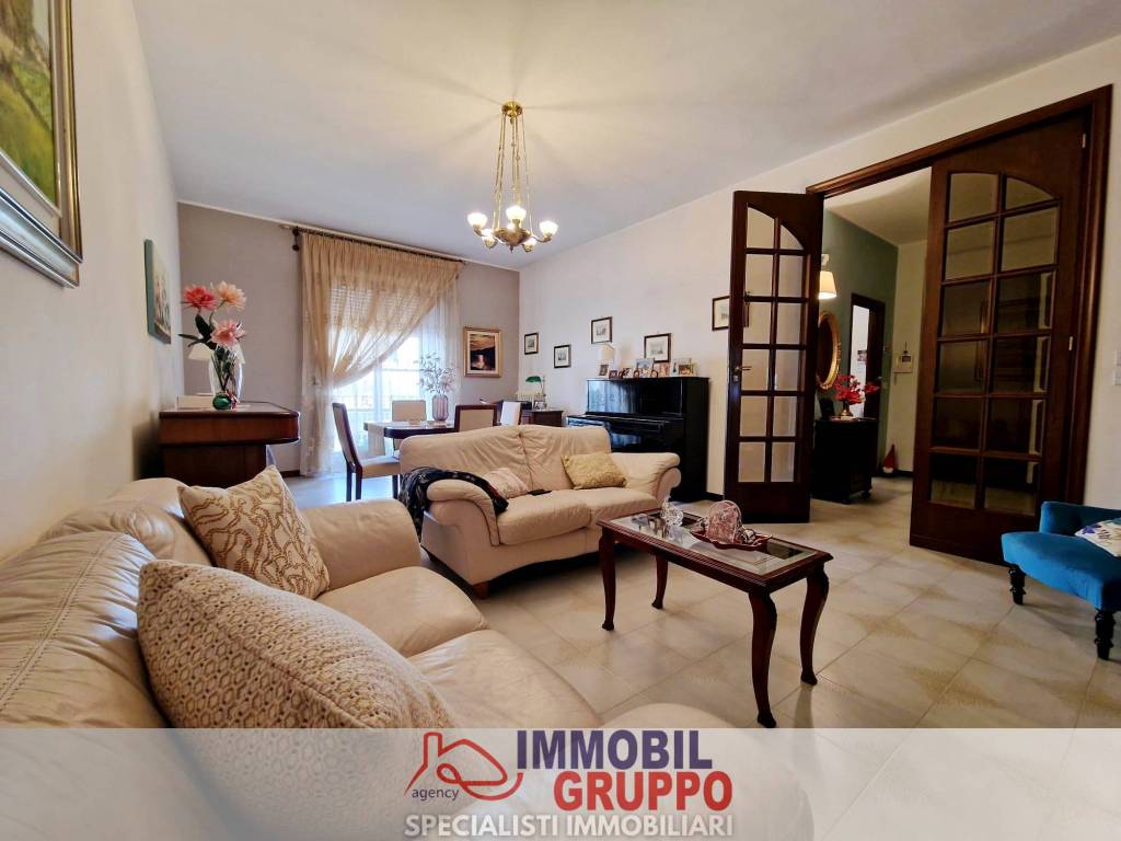 Salone
