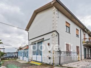 Single-family detached house via Sommacampagna 65, Via Mantovana - Dossobuono, Verona