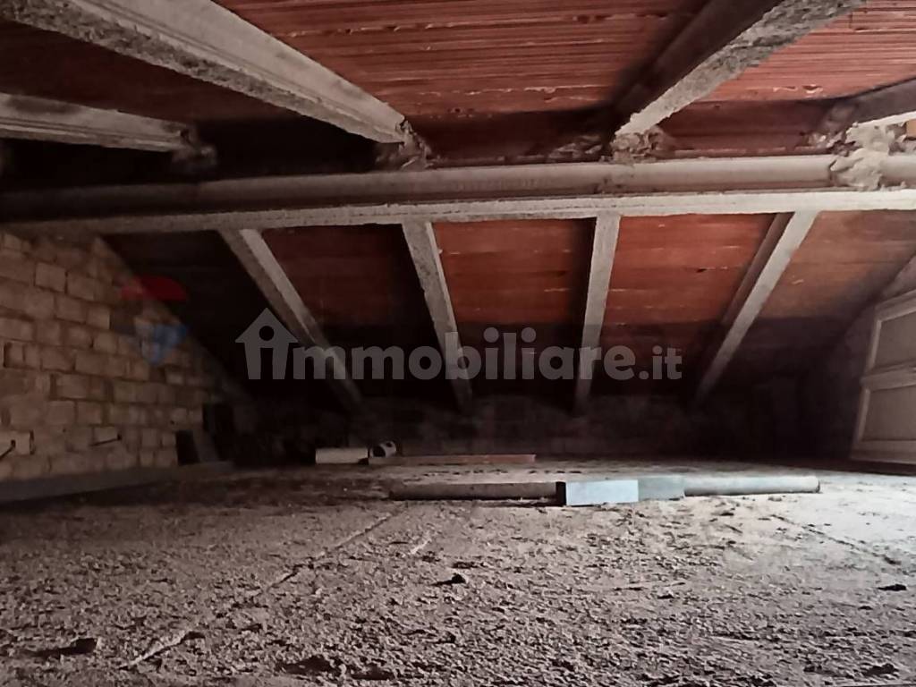 Stanza non arredata