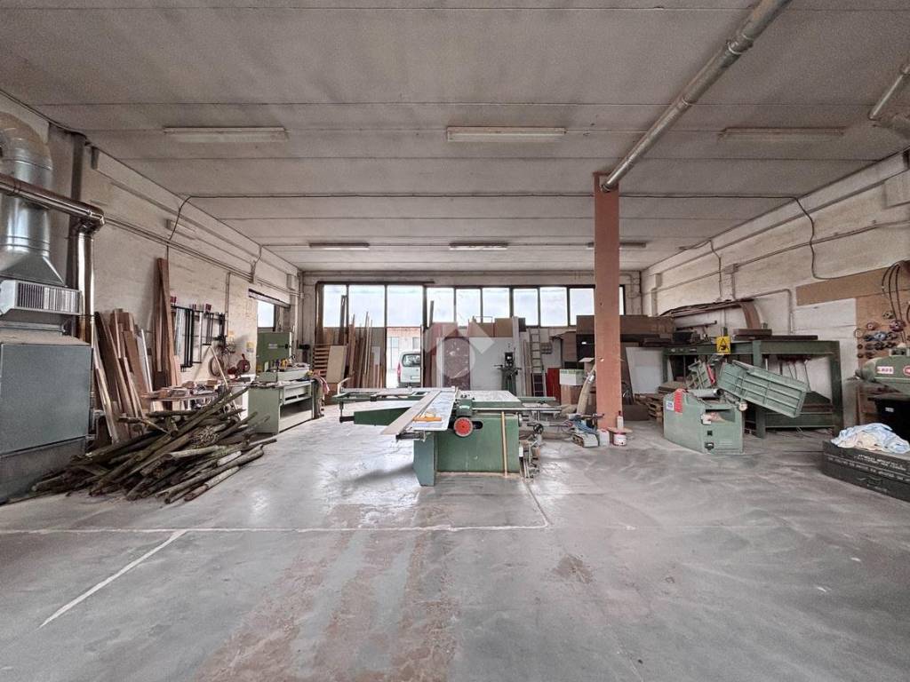 Interno non residenziale