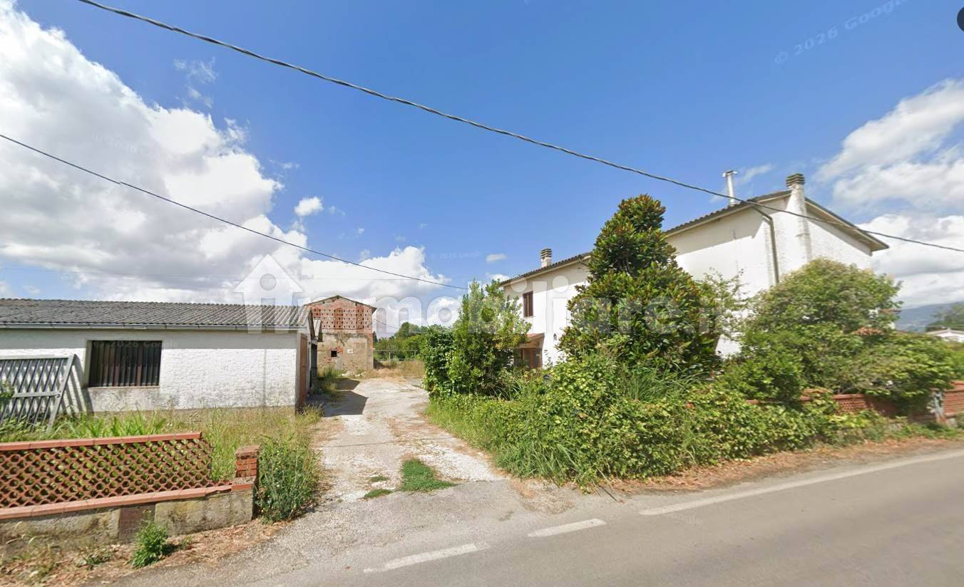 Casa indipendente in vendita a Chiesina Uzzanese