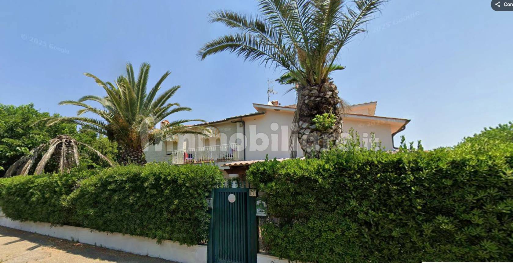 Villa in vendita a Fiumicino