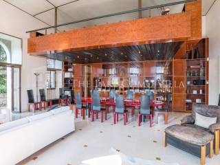 Salone