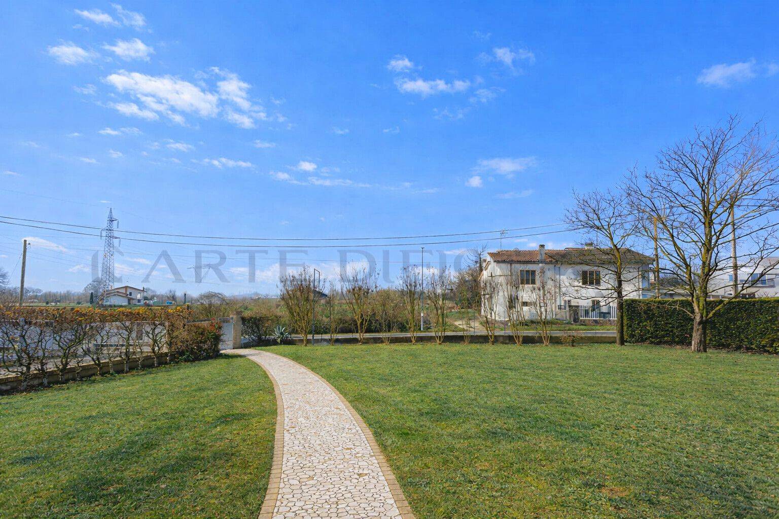 A2-Rated Detached Villa with Large Garden in Legnaro - 4