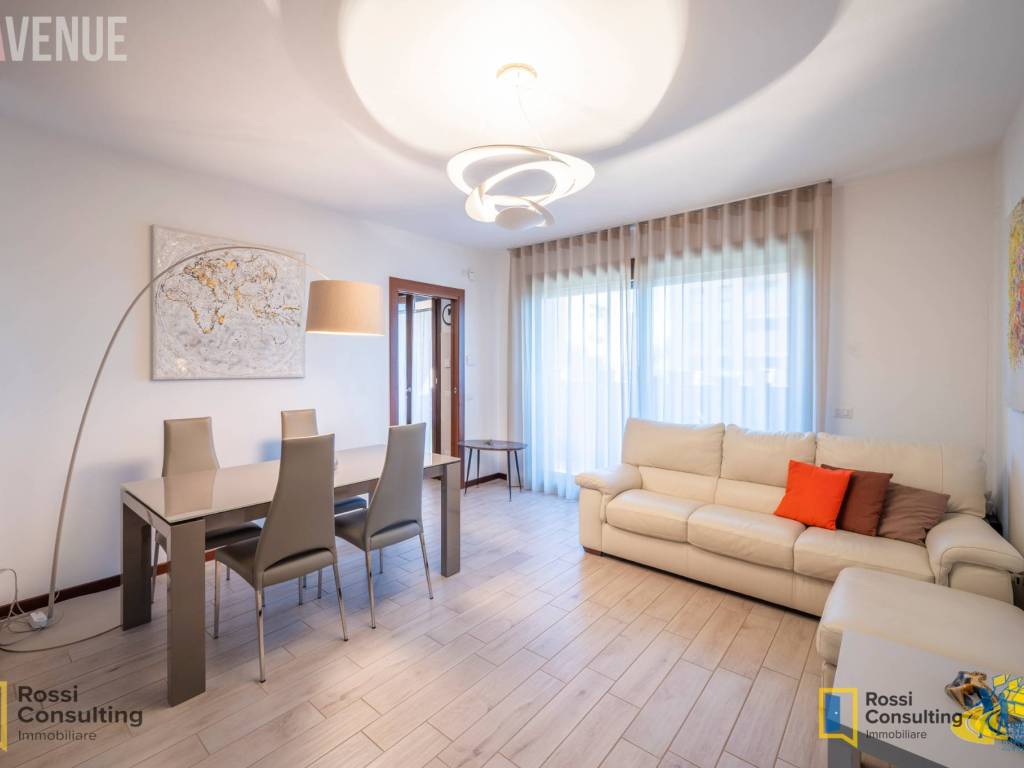 Trilocale largo Flaminio Piccoli 3, San Lazzaro, Parma