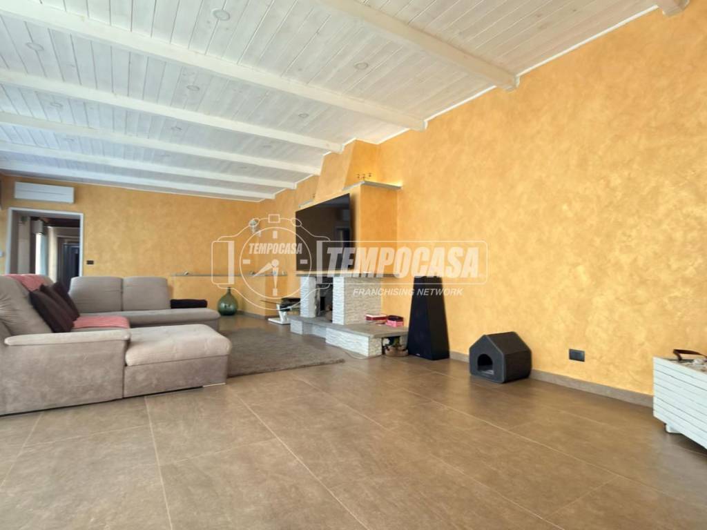 Salone
