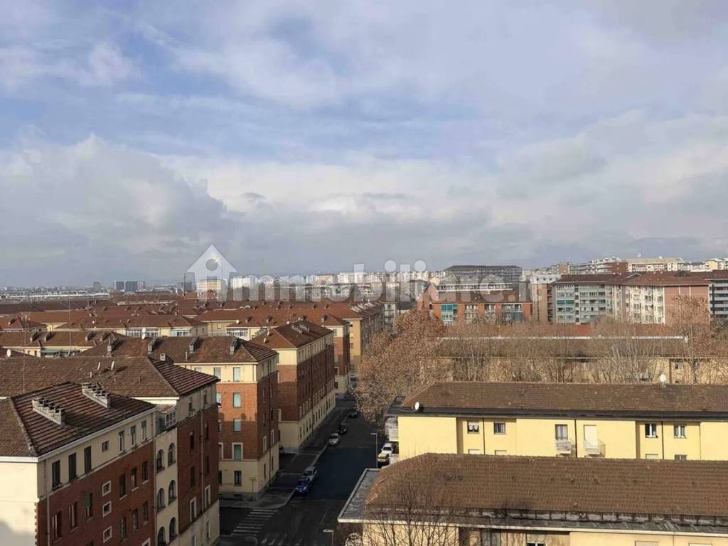 Room for rent in Apartment, room rent corso Giovanni Agnelli, 181, Turin