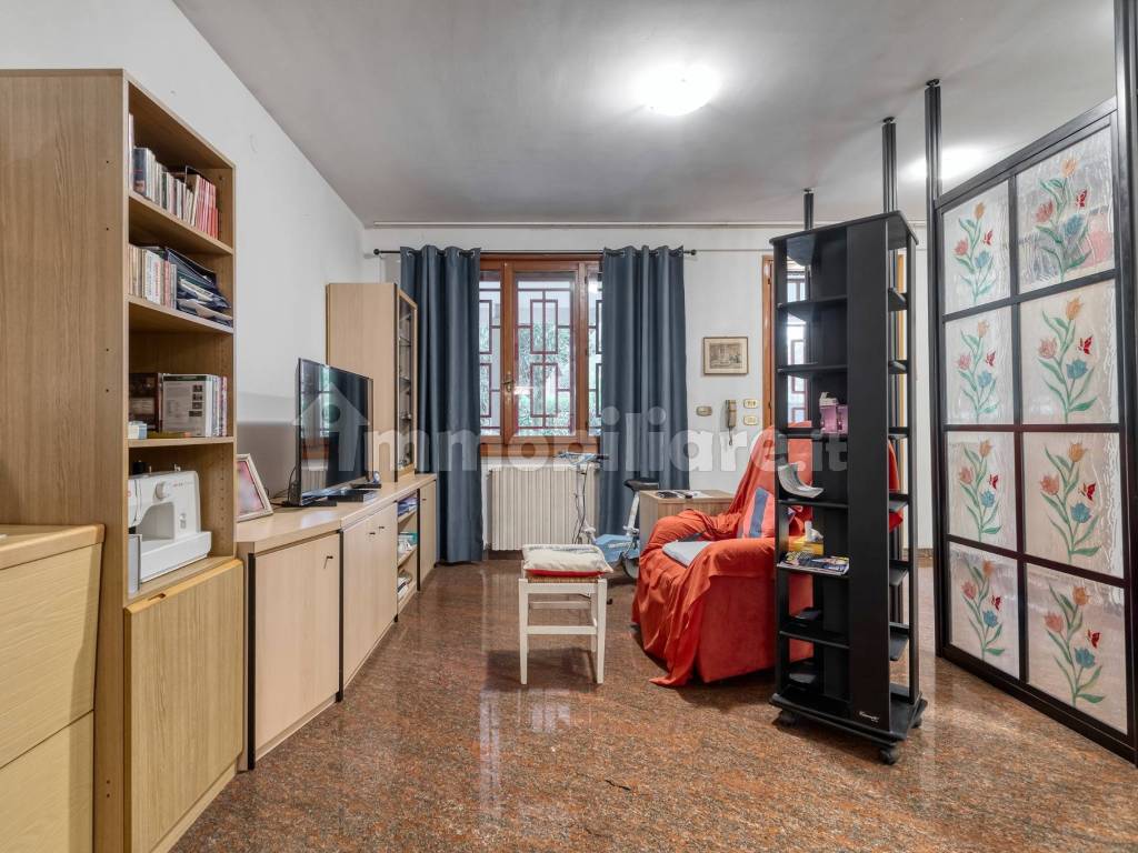 Salone