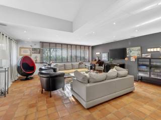 Salone