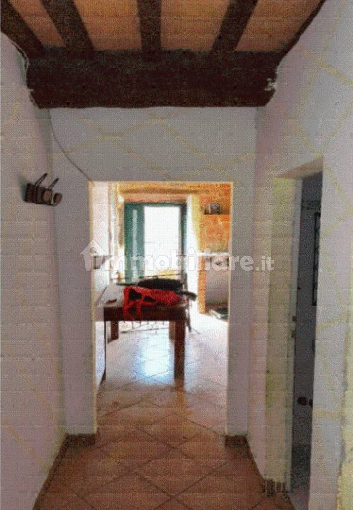 Appartamento in vendita a Roccalbegna