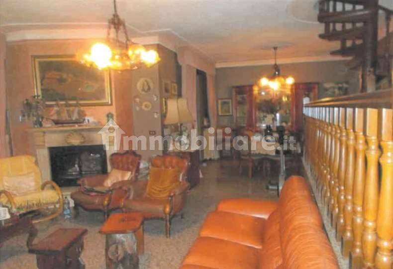 Salone