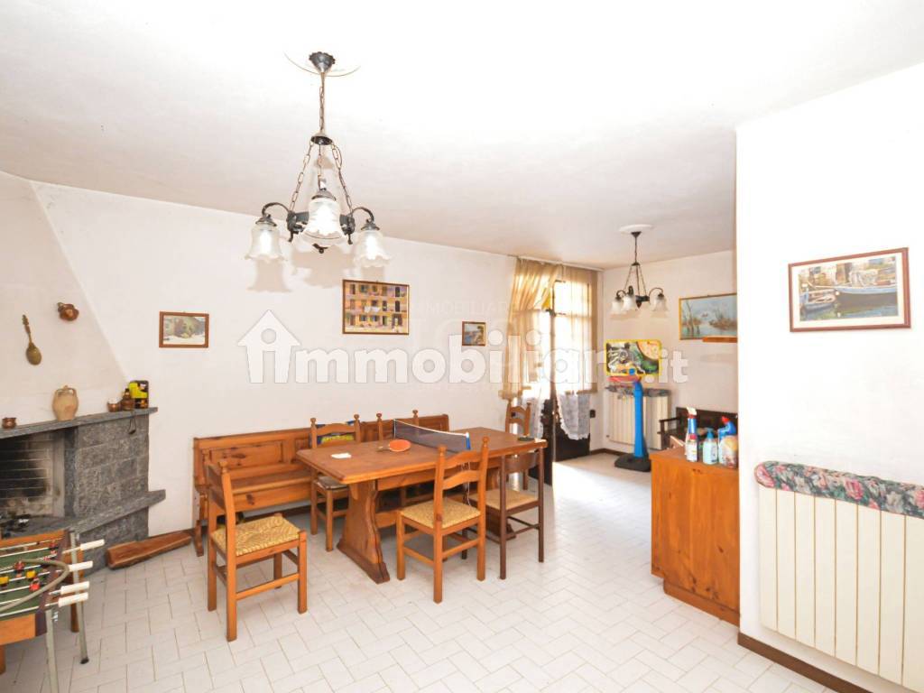 Salone