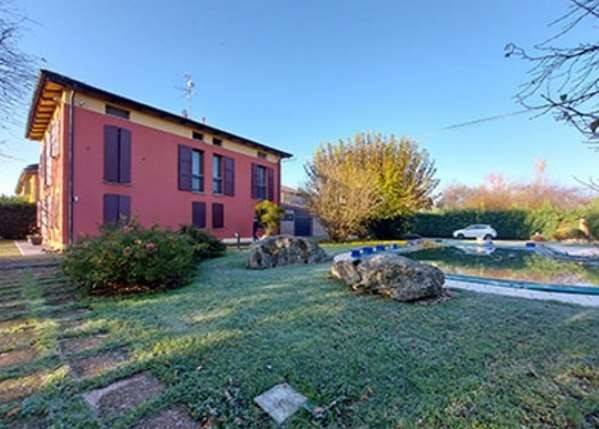Villa in vendita a Modena