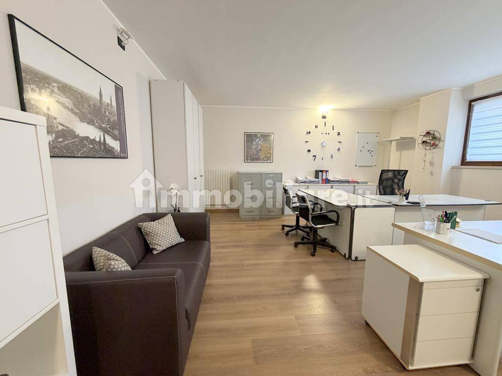 Ufficio - Studio via Albere 132, Verona, Rif. 127216773 - Immobiliare.it