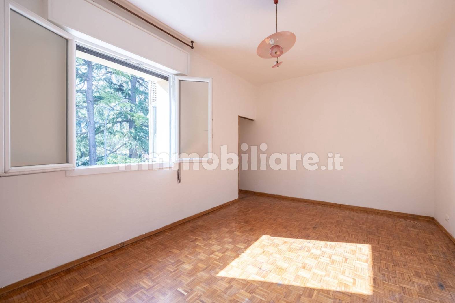 Appartamento in vendita a Bologna