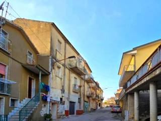 Zona