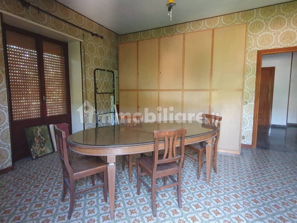 Salone