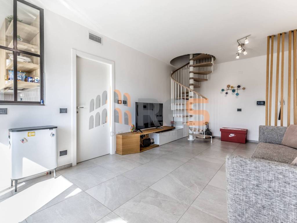 Salone