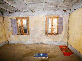 Stanza non arredata