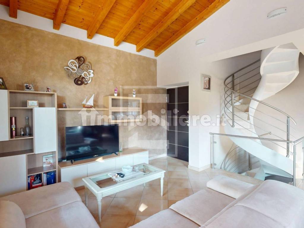 Salone