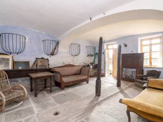 Salone