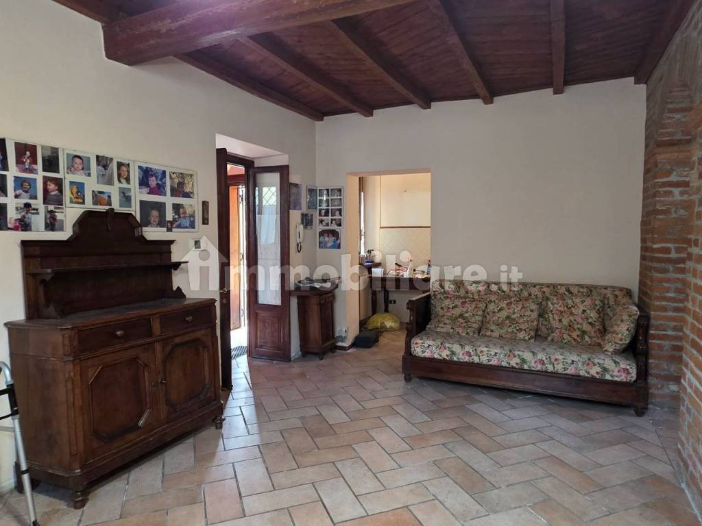 Salone