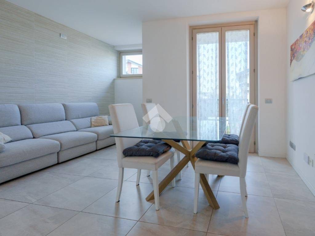 Vendita Appartamento Treviglio. Trilocale in via Don Lorenzo Milani 32 ...