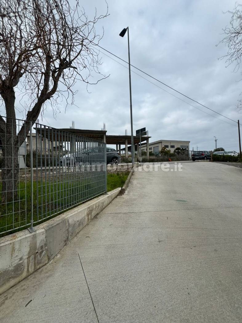 Capannone in Costruzione 300mq con Terreno 1.200mq - San Giacomo degli Schiavoni - foto 12