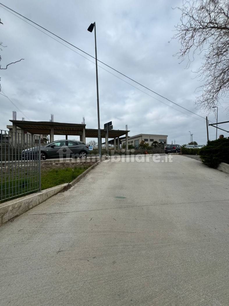 Capannone in Costruzione 300mq con Terreno 1.200mq - San Giacomo degli Schiavoni - foto 20