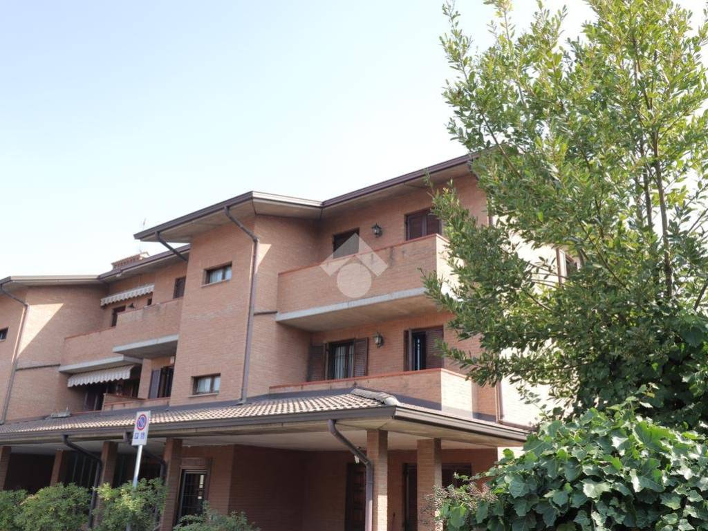 Vendita Appartamento Maranello. Bilocale in via Adda 46. Buono stato ...