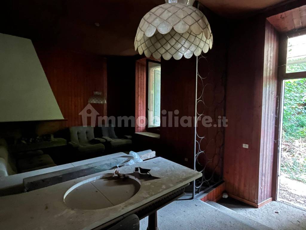 Salone