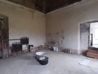 Stanza non arredata
