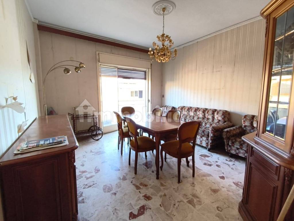 Salone